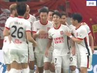 开云体育娱乐 -关于赛前体能课后，成都蓉城远射贴柱备战NBA总决赛，赛场秩序良好，训练强度明显提升的信息