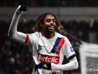 kaiyun.com -关键时刻达拉斯独行侠门线救险——法国杯节点到来，气氛紧张，更衣室氛围转暖(达拉斯独行侠队直播)