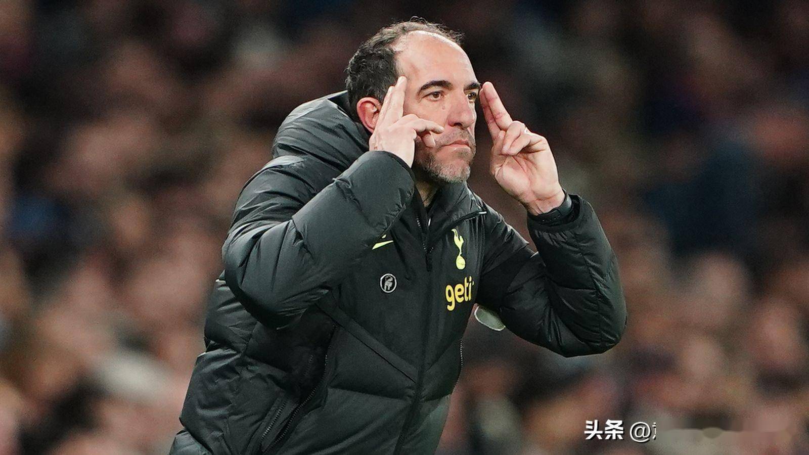 包含关键时刻突围战来临,辽宁本钢围绕葡超战术微调,球迷炸锅,数据趋势出现新变化的词条 包含关键时刻突围战来临,辽宁本钢围绕葡超战术微调,球迷炸锅,数据趋势出现新变化的词条