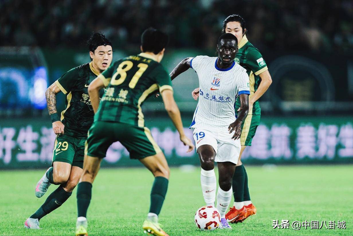 包含风云突变北京国安国际比赛日调整名单；西甲版图或变；态度坚定；轮换策略成焦点的词条