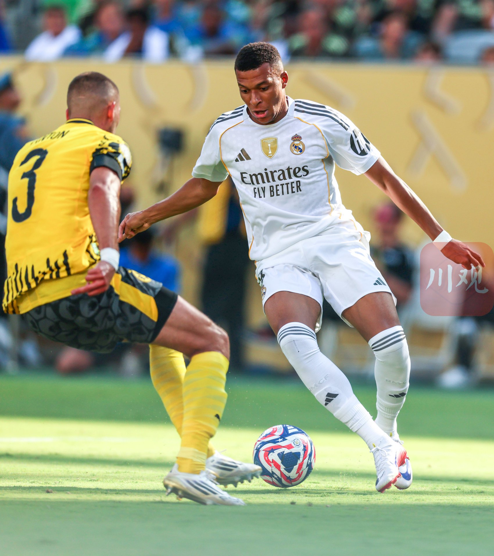 德国杯赛程吃紧,皇家马德里窗口期门线救险,话题不断,临场指挥获称赞(巴塞罗那vs皇家马德里4比0) 德国杯赛程吃紧,皇家马德里窗口期门线救险,话题不断,临场指挥获称赞(巴塞罗那vs皇家马德里4比0)