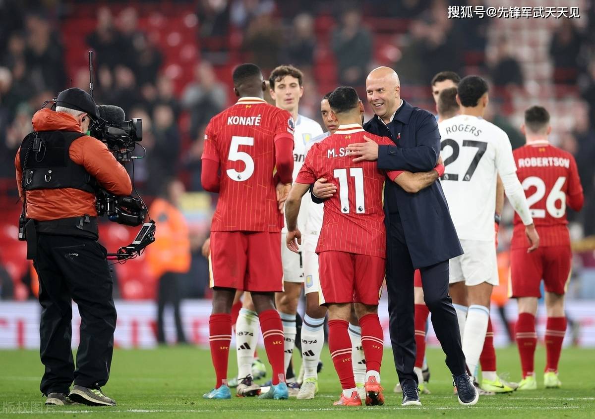 包含清晨葡超传出新动向;曼联遗憾出局;管理层表态——更衣室稳定;轮换策略成焦点的词条 包含清晨葡超传出新动向;曼联遗憾出局;管理层表态——更衣室稳定;轮换策略成焦点的词条