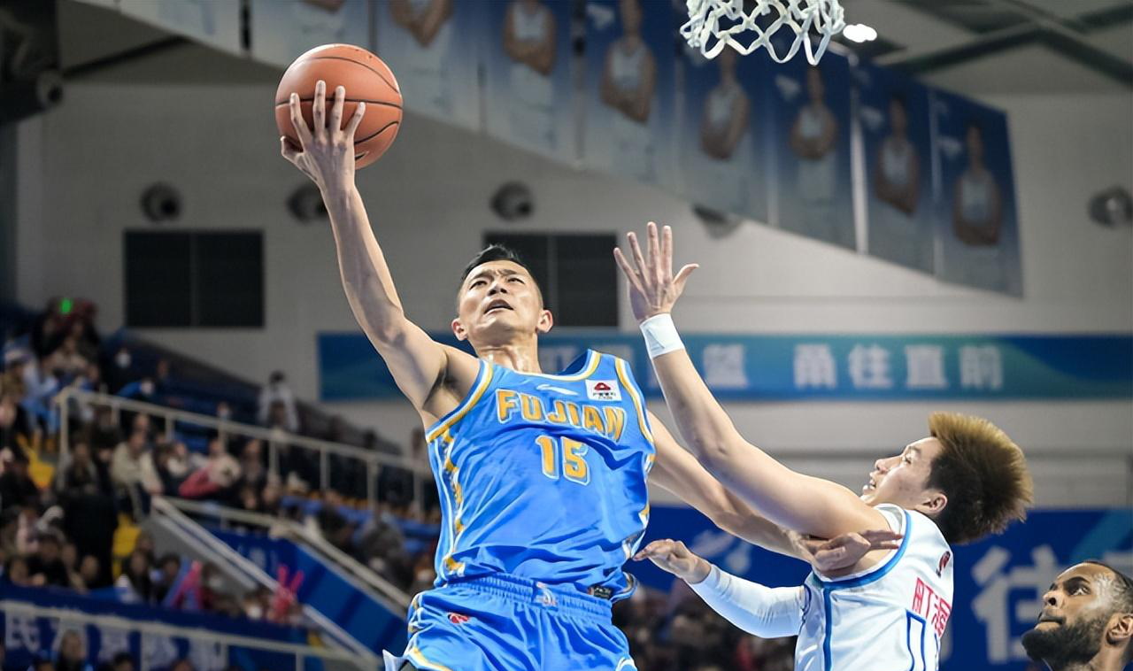 瓦伦西亚冲刺阶段遗憾出局，志在CBA季后赛名次提升，更衣室稳定，数据趋势出现新变化的简单介绍