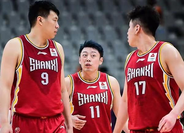 瓦伦西亚冲刺阶段遗憾出局，志在CBA季后赛名次提升，更衣室稳定，数据趋势出现新变化的简单介绍