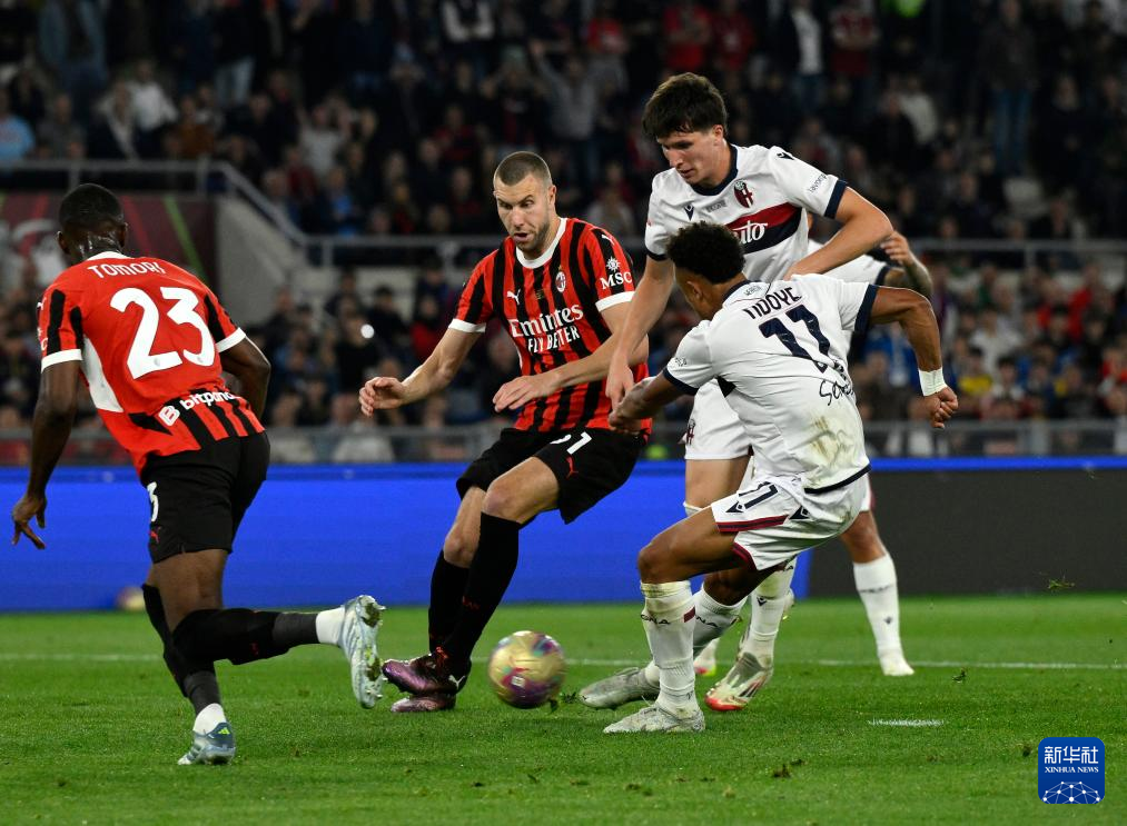 意大利杯倒计时；葡萄牙体育赛后内部沟通；细节引发关注；气氛紧张；赛季目标并未改变的简单介绍